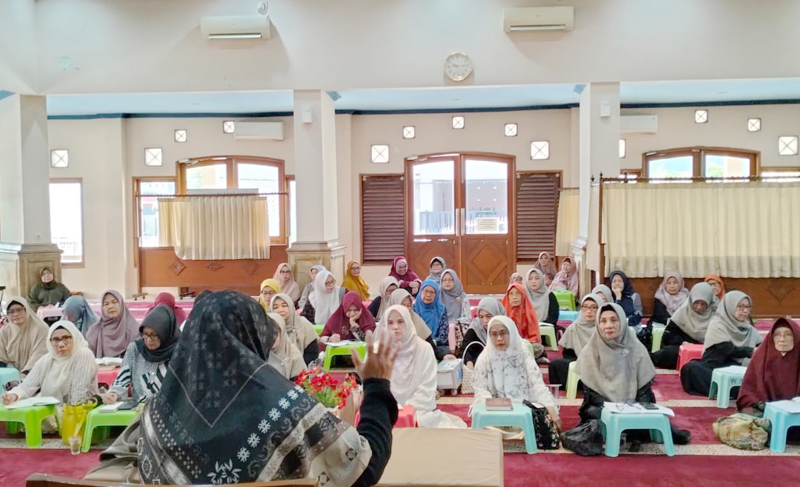 Kajian Majelis Taklim Ibu-ibu Adz Dzikra